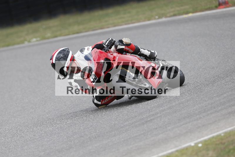 /30 27.07.2026  Dunlop Ride und Test Day ADR/Gruppe rot schnell/35